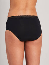 Carica l'immagine nel visualizzatore di Gallery, 2Pack slip assorbenti "Secret Care" - Donna