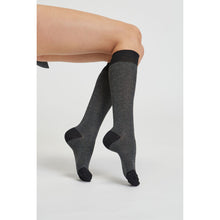 Carica l'immagine nel visualizzatore di Gallery, Gambaletti viscosa "Righe" - Donna